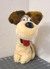 Vintage Dakin ODIE Dog Garfield Best Friend Nutshell Plush Stuffed Animal Toy
