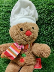 Russ Plush Baker Hat Gingerbread Man 12″ Soft Stuffed Animal Toy Brown w/ Scarf