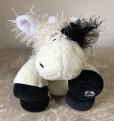 Ganz Webkinz cow HM003 No Code