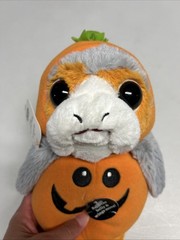 Hallmark Disney Star Wars Wing-Flapping Porg Halloween Pumpkin Plush W/ Tag Rare