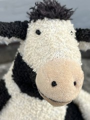Vintage Manhattan Toy Tip Toes Clara Cow 7” Beanie Plush Toy Decor 2001
