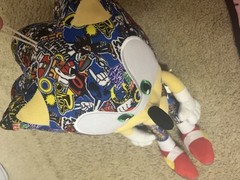 Unique/hard To Find Sonic Plushy-From Dave And Busters