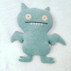 UGLY DOLL 2004 Light Blue Ice-Bat 13” Stuffed Plush Toy Uglydoll Ice Bat