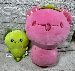 Mewaii Plush Toy Set Medium Small Pink Strawberry & Green Axolotl Plushies