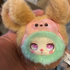 LiillaS Garden Tea Party Mini Charm Kiwi Monkey – Shy Blue Eyes