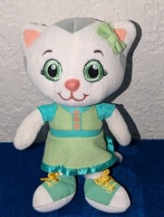 Daniel Tiger’s Neighborhood Katrina Kittycat 7″ Plush by Fred Rogers Co. ‘2018