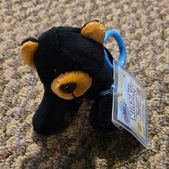 GANZ Webkinz Black Bear Kinz Klip Plush WE000693 w/ Sealed Code Retired 2009