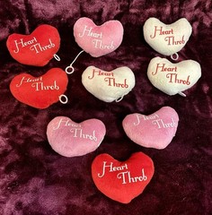 Plush hearts with pull string vibration – lot of 9