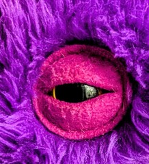 Spin Master Fuggler Mr. Buttons – Purple Fur, Yellow Eyes Variant Good Condition