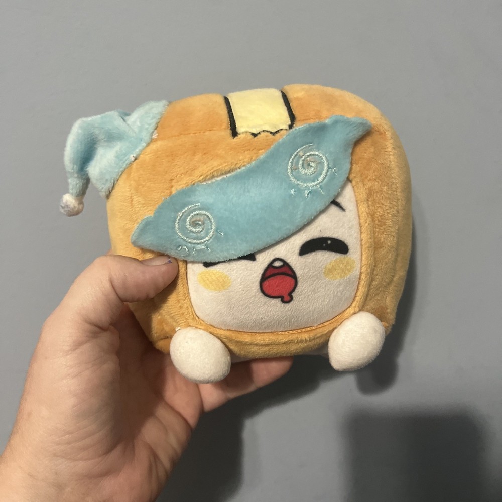 LankyBox Thicc Boxy Yawning Sleeping Plush Bonkers Toys