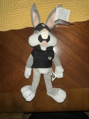 NEW Warner Bros Studio Store Special Edition WBSS Bugs Employee Beanie Plush 12″