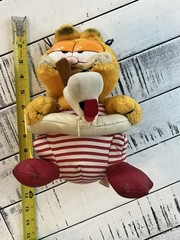 Vintage 1981 Dakin Garfield 9″ Plush Swimming With Odie Floatie Tube Ring Toy