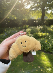 Jellycat Amuseables Croissant Keychain Plush 4″ NWT Cute Toy