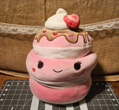 Squishmallow 11″ Shelly the Strawberry Pancake Stack Valentine Pink Soft Plush