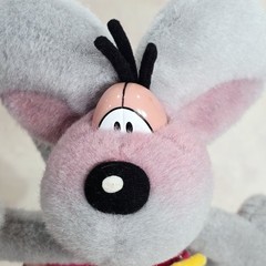 Diddl 12″ Mouse by Thomas Goletz German Red Overalls yellow buttons