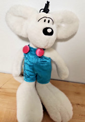 Diddl Mouse by Thomas Goletz Plush White 10″ Green Overalls H2