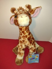 WEBKINZ GIRAFFE COMES WITH SEALED/UNUSED CODE/TAG-NICE GIFT