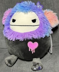 (NEW With Tags) Frumpy The EMO Valentines Black Bigfoot 8in Squishmallow Plush