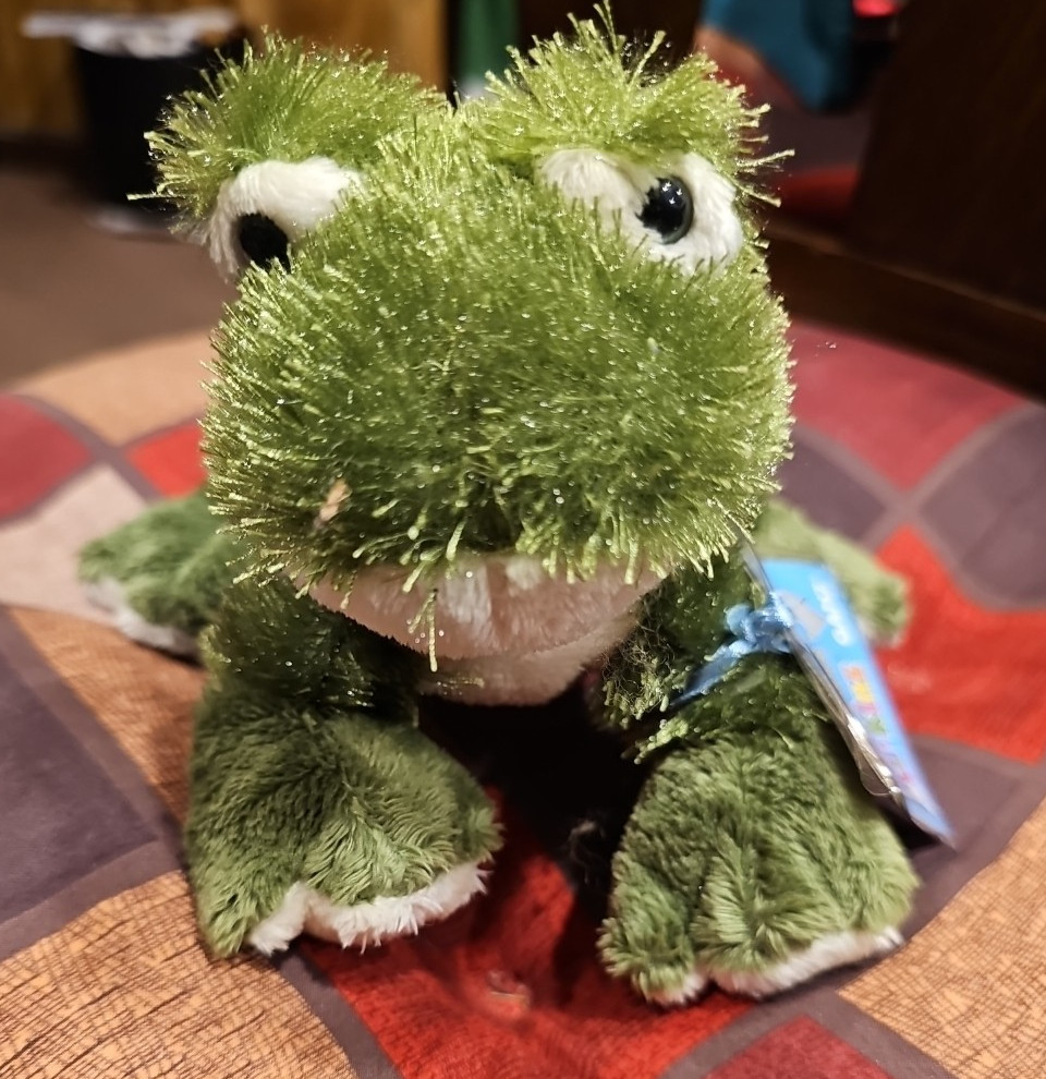 Ganz Webkinz Lil’Kinz Frog, Retired, New with Sealed Unused Code