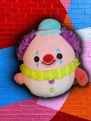 NOY the BLOBFISH CLOWN 3.5″ Squishmallows Clip-On NWT Hybrid Crossover Series