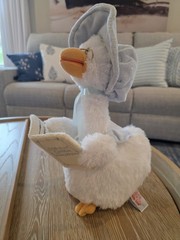 Mother Goose Animated Story Telling Nursery Rhymes Plush Cuddle Barn 14″ Works