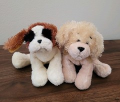 Ganz Webkinz Lot Of 2 Lil’ Kinz Dogs St. Bernard & Golden Retriever No Codes