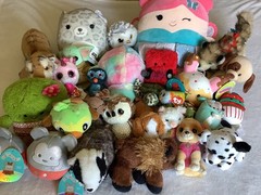 Large lot stuffed animals, 29 plushes TY Squishmallows 6 flags Bum Bumz few NWT