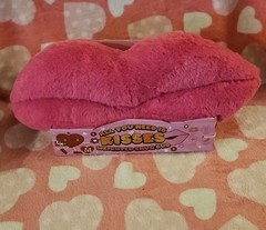 Weighted Snug Bud Plush Pink BIG Kissy Lips All You Need Is Kisses Valentine
