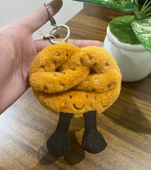 NWT Jellycat Amuseable Pretzel Bag Charm Plush Keychain – Christmas Gift 2025