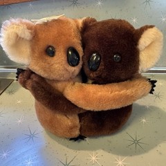 VINTAGE Lot 2 Dakin Koala Bear 6.5” Brown Plush Hugging Stuffed Animals