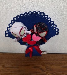 Plush Marvel Medium Valentine’s Day Bouquet w/Miles Morales & Gwen Stacey 13/14″