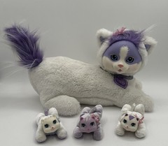 Kitty Surprise White And Purple Mama Cat Plush with 3 Kittens Babies READ