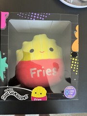 Floyd the Fries Plush Blacklight LE 500 2024 SDCC Jazwares Squishmallows