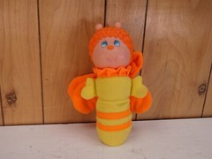 Vintage BUTTERFLY Glow Worm Hug Me Glo Kids Soma Int Plush Night Light Bug Glows