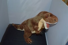 Wild Republic Plush Stuffed Dinosaur T Rex 13” Reptile Box Box X7