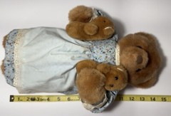 VTG Russ Berrie Mama Bear 2 Cubs Babies Teddy Plush Blue Dress Apron 15″