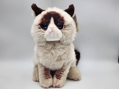 Gund Grumpy Cat Plush Tan Brown Blue Eyes #4040133 Animal 10” Siamese w/Tags