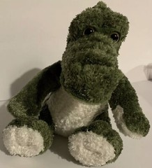 The Petting Zoo 8” Plush Sitting Crocodile Alligator Stuffed Animal vintage