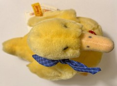 2001 Retired STEIFF Yellow MIMMI DUCK Duckling 075971 w/Bandana Tags 21cm/8.25”