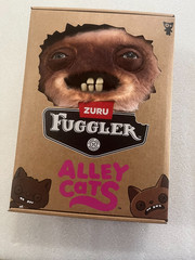 Fuggler Alley Cats Yawper Brown 9 Inch Plush Toy by Zuru