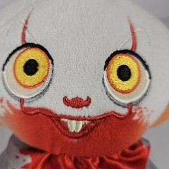 Funko Plushies BLOODY PENNYWISE SUPERCUTE PLUSHIE Stephen King IT 9″ Horror