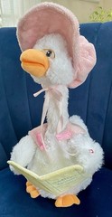 Cuddle Barn Mother Goose Animated Talking 14″ Plush Recites 7 Nursery Rhymes Pk