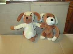 Vintage 1976 R Dakin Cuddling White and Brown Puppy Dogs Plush Toys-Nice