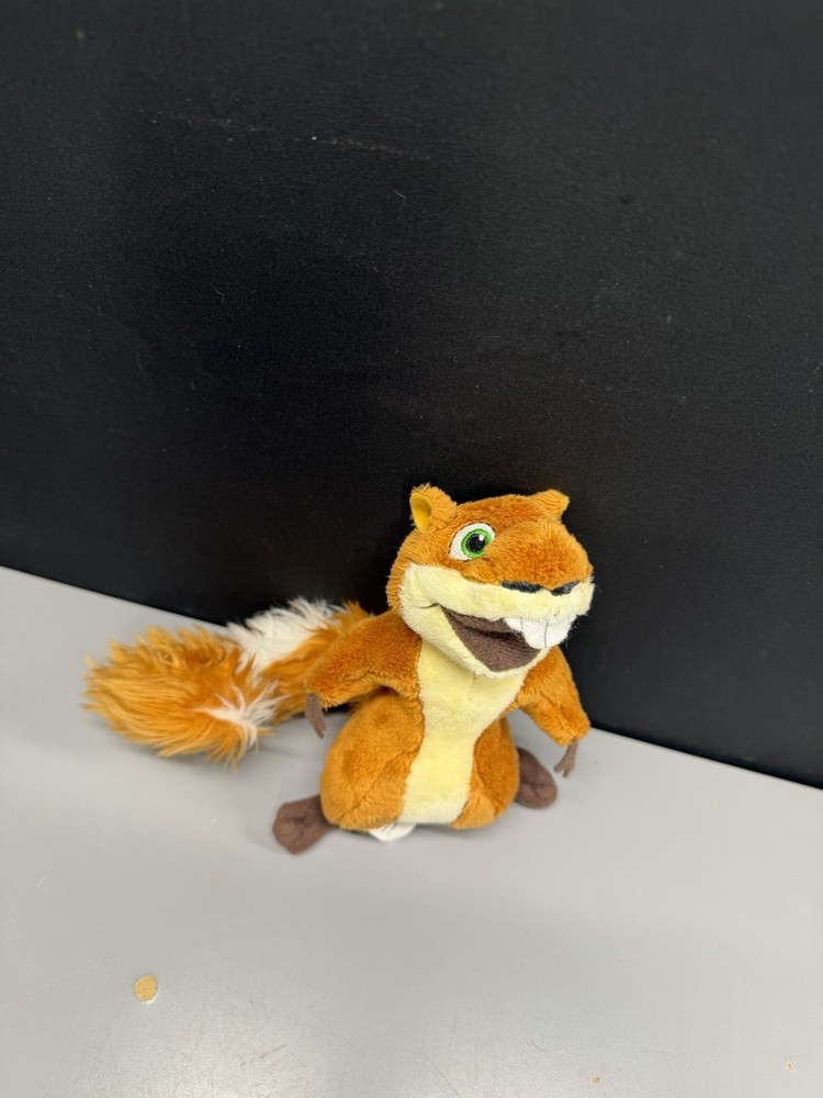 Over the Hedge Hammy Plush Squirrel Fuzzy Stuffed Toy Dreamworks DVD Promo Toy