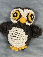 Vintage Knit Owl 8.5” Pre-owned Good Condition. See Pics
