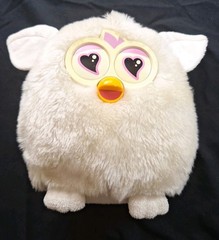 Cream Colored Furby With Heart Eyes W013 Hasbro. Used Excellent