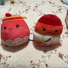 Squishmallows Flipamallows Odion Spicy Noodles / Illia Sriracha Hot Sauce 8″ NWT