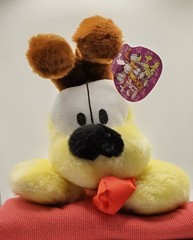 Odie Plush Stuffed Animal, Vintage 1998 w/Original Tags 43007