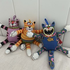 Vintage Fat Cat plush squeaky toys 90s colorful cat figure Y2K hanging ornament