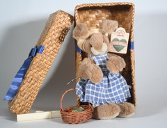 Heidi Hares Greta bunny rabbit with garden basket by Applause Vintage